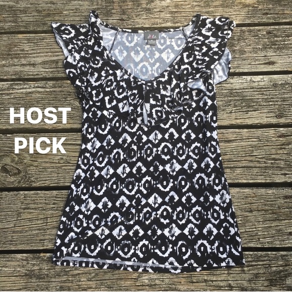 Dots | Black & White Ruffled Cap Sleeve Blouse - Picture 7 of 7